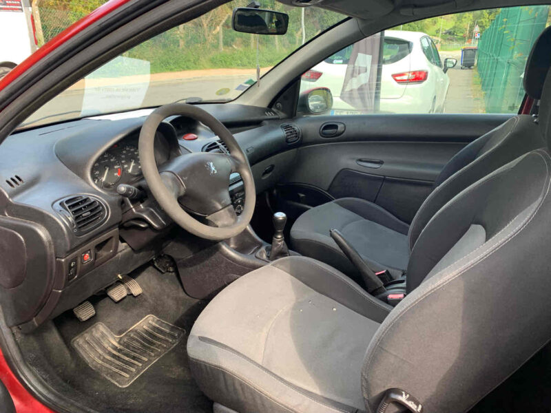 PEUGEOT 206 1.4i 75CV 