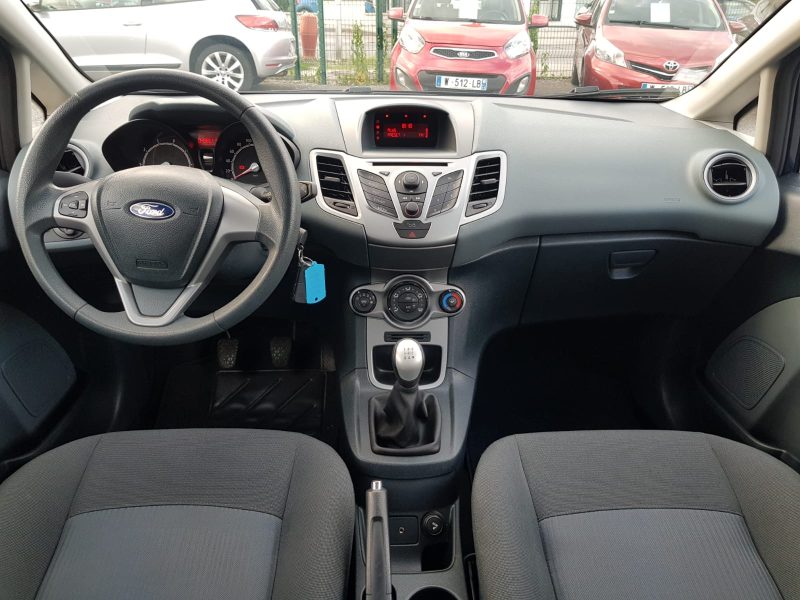 FORD FIESTA V 1.25i 60CV TREND