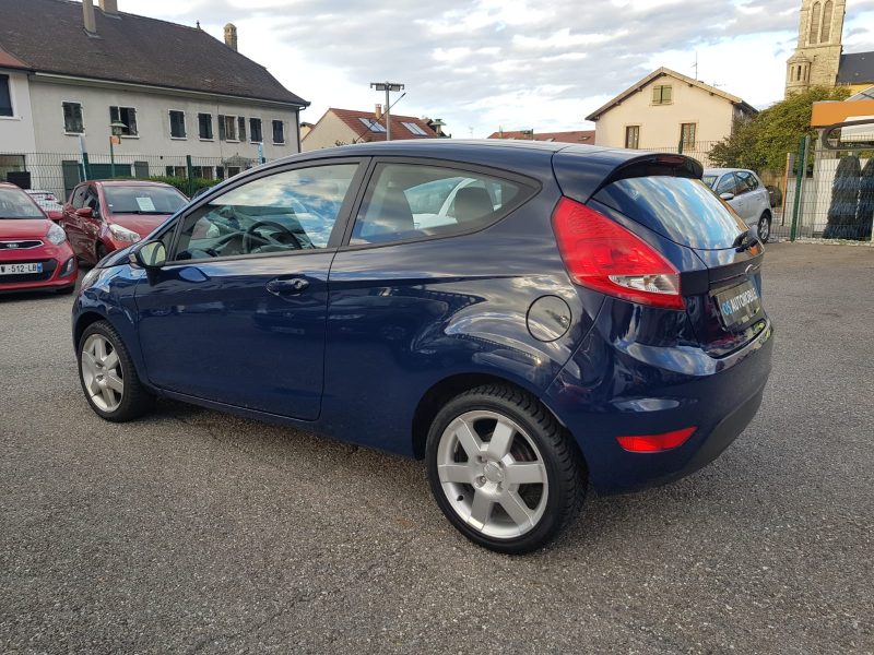 FORD FIESTA V 1.25i 60CV TREND