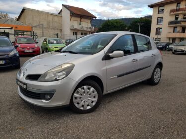 RENAULT CLIO III 1.2i 16V 100CV RIPCURL