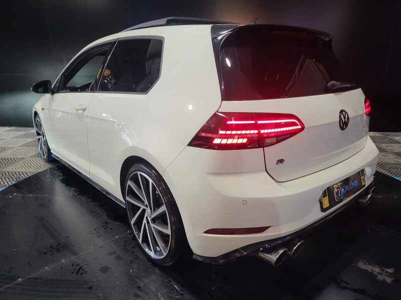 VOLKSWAGEN GOLF VII R 2.0 TSI 310cv DSG7 3p // ECHAPPEMENT REMUS/TOIT OUVRANT/CAMERA DE RECUL