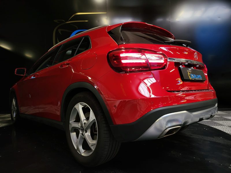 MERCEDES GLA 200 i 156cv SENSATION BVM6 TOIT OUVRANT / SIEGES BAQUET CHAUFFANT / GRAND GPS