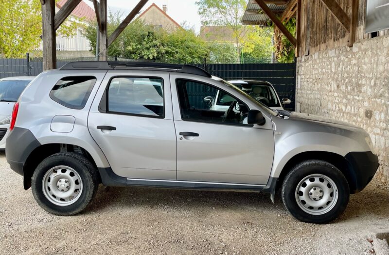 DACIA DUSTER 2011