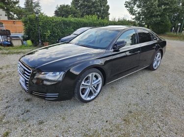 AUDI A8 2010