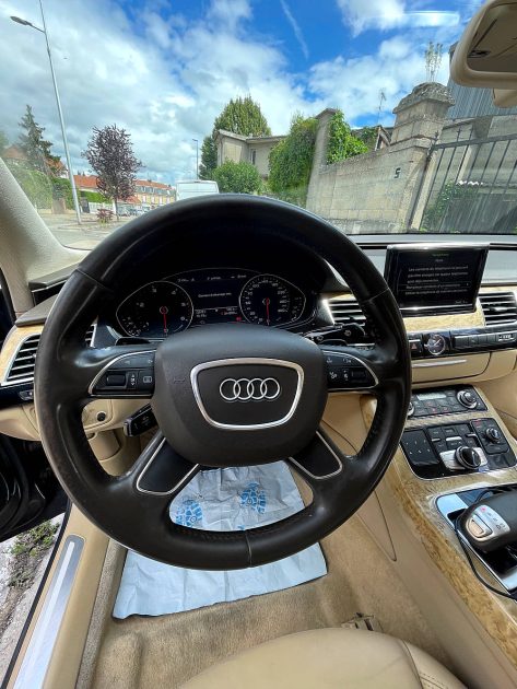 AUDI A8 2010