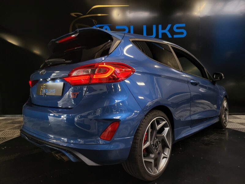 FORD FIESTA ST 1.5 ECOBOOST 200cv ST PLUS PACK PERFORMANCE 1ère MAIN