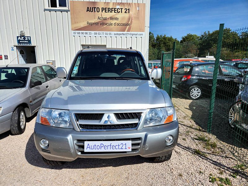 MITSUBISHI PAJERO III 2003