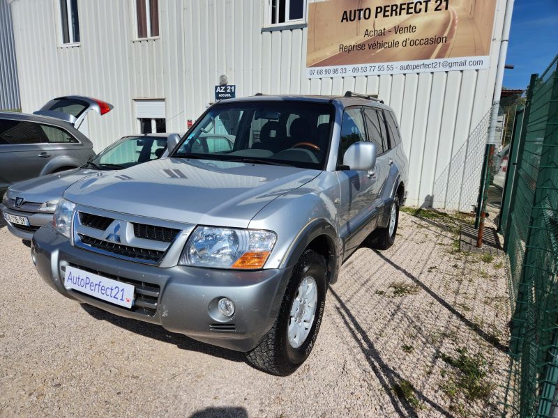 MITSUBISHI PAJERO III 2003