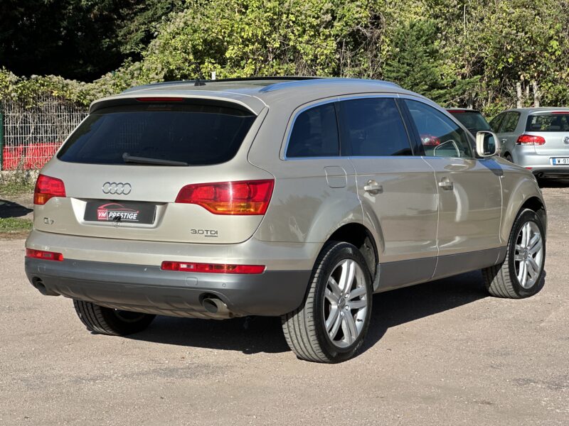 AUDI Q7 2007