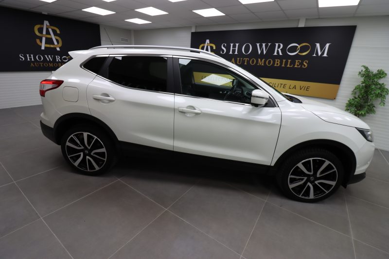 NISSAN QASHQAI II 2015