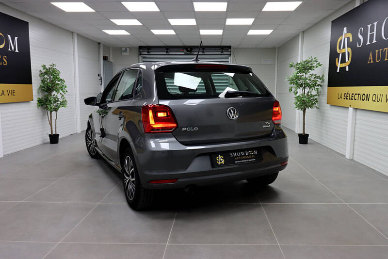 VOLKSWAGEN POLO V 2016