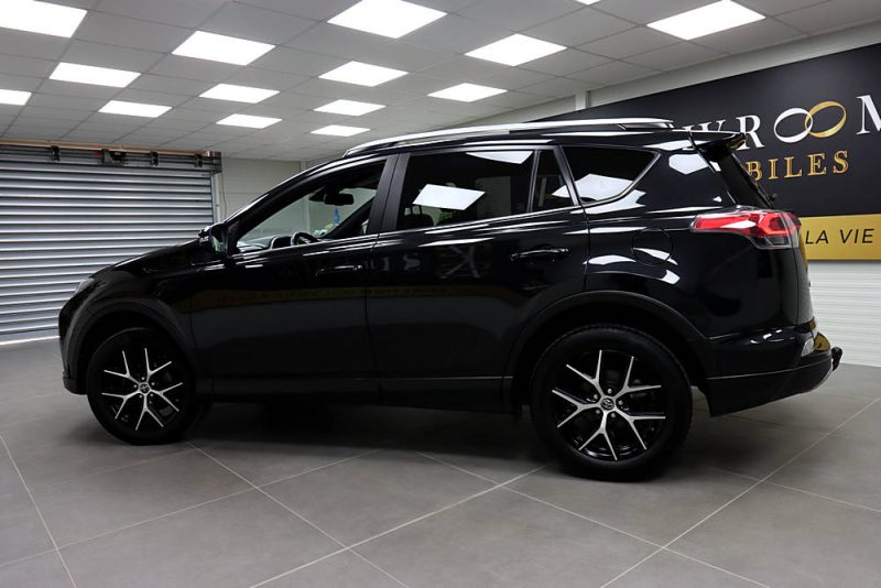 TOYOTA RAV 4 IV 2017