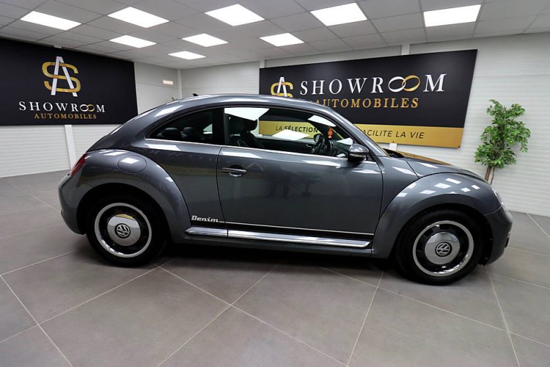 VOLKSWAGEN BEETLE 2017