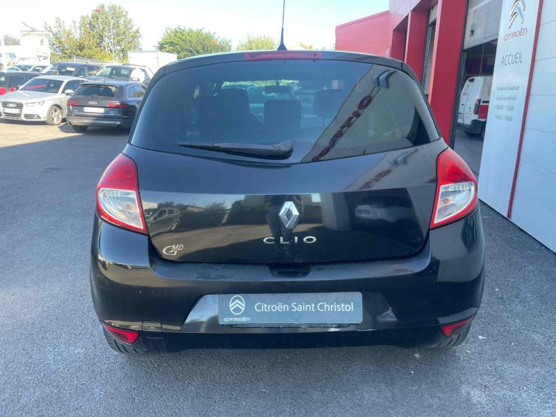 RENAULT CLIO III 2010