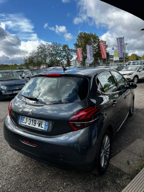 PEUGEOT 208 I 2017