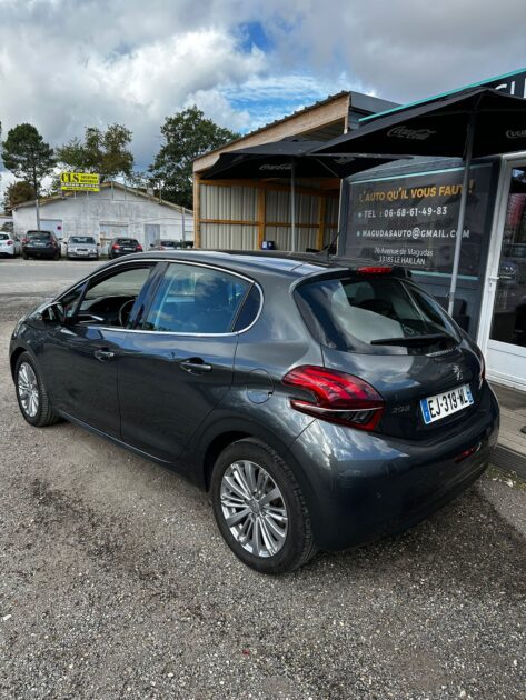 PEUGEOT 208 I 2017