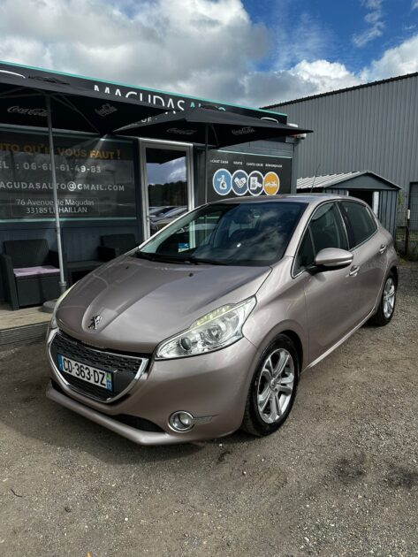 PEUGEOT 208 I 2012