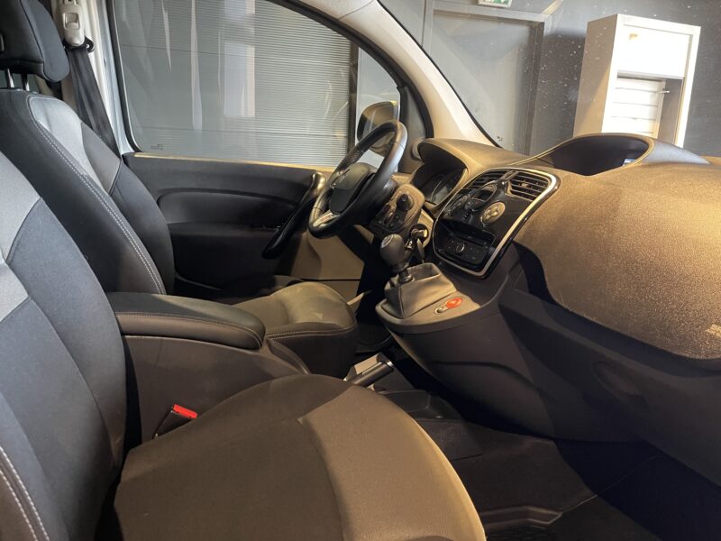 RENAULT KANGOO Intens Vp Dci 95 Attelage 