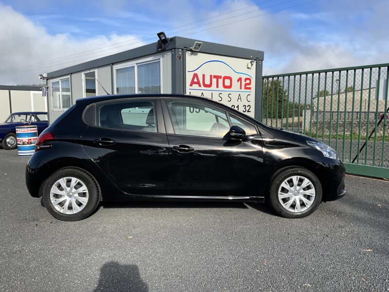 PEUGEOT 208 I 2017