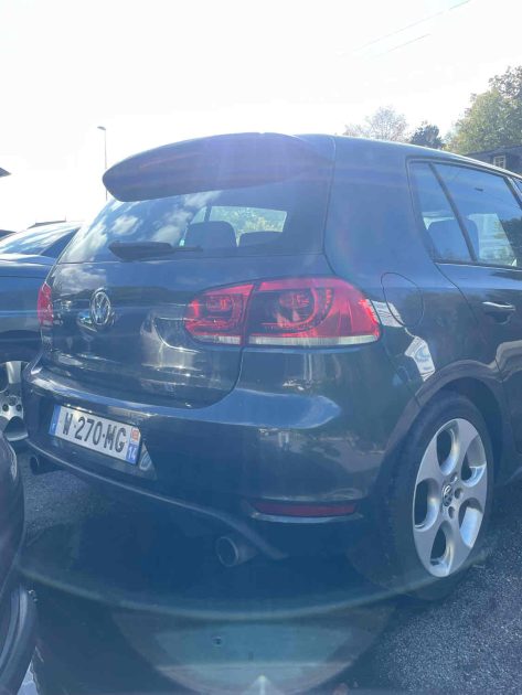 VOLKSWAGEN VI GOLF 2010