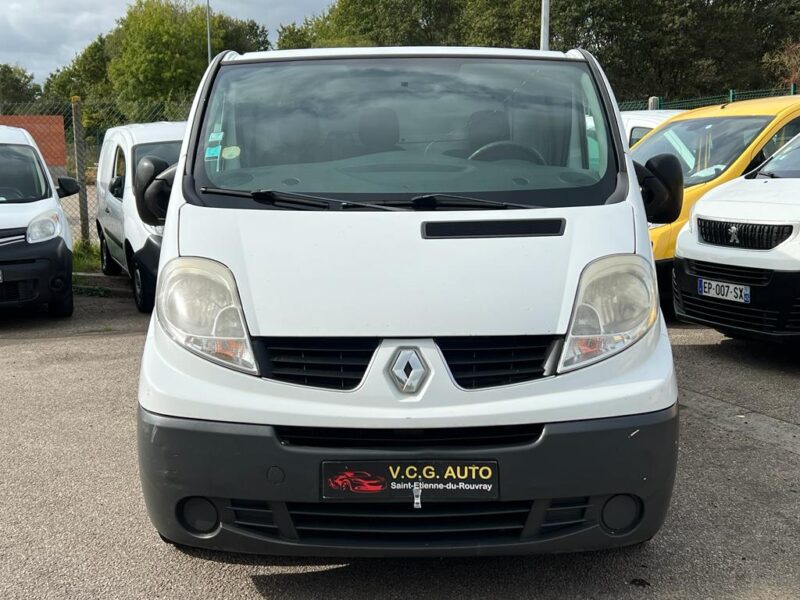 RENAULT TRAFIC 2010