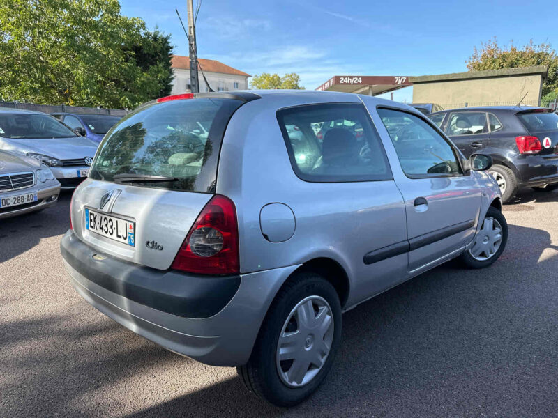 RENAULT CLIO II 2005