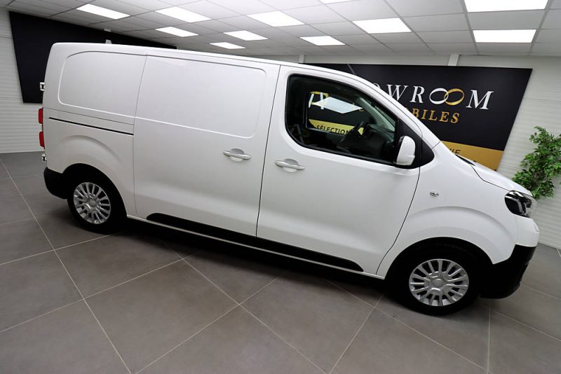 TOYOTA PROACE Camionnette 2017