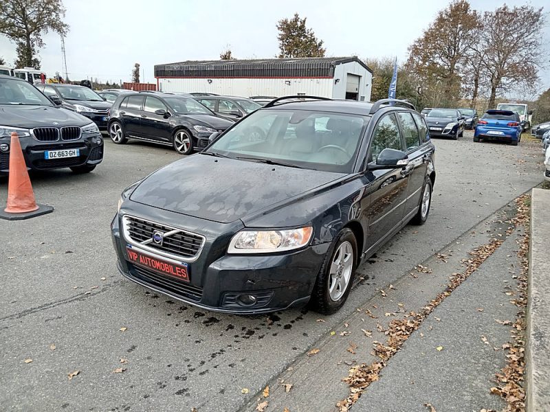 VOLVO V50 2010