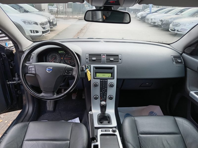 VOLVO V50 2010