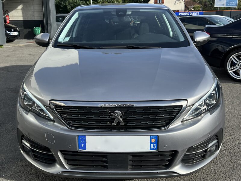 PEUGEOT 308 II PHASE 2 ALLURE 1.2 130 Cv 1ERE MAIN / 20 890 Kms CARPLAY & ANDROID CAMERA Garantie1an