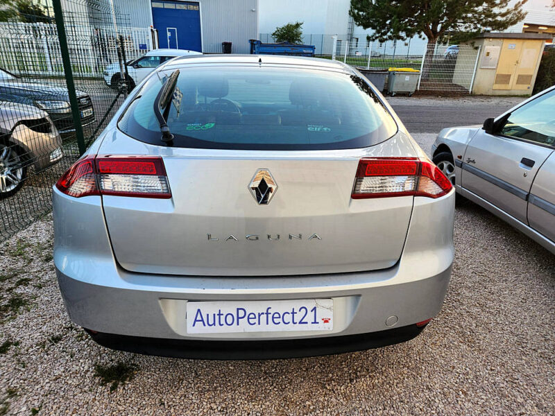 RENAULT LAGUNA III 2012