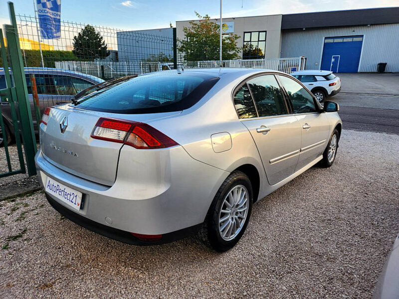 RENAULT LAGUNA III 2012