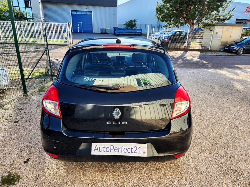 RENAULT CLIO 3 2010