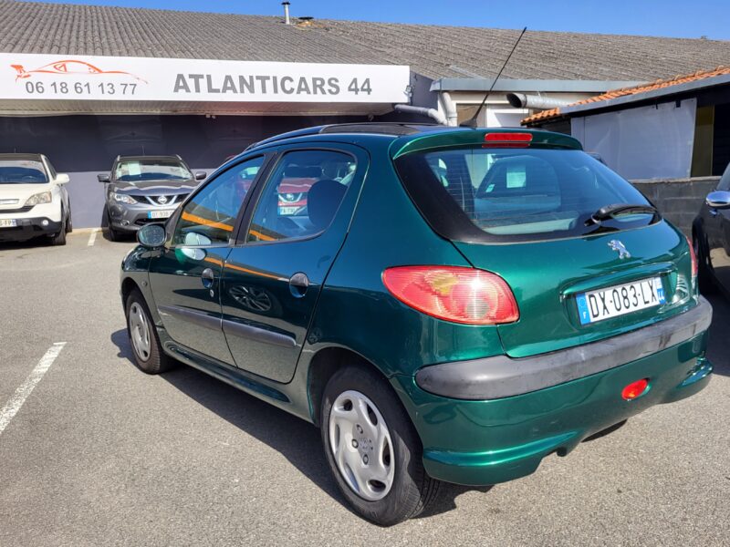 PEUGEOT 206 3/5 portes 2003