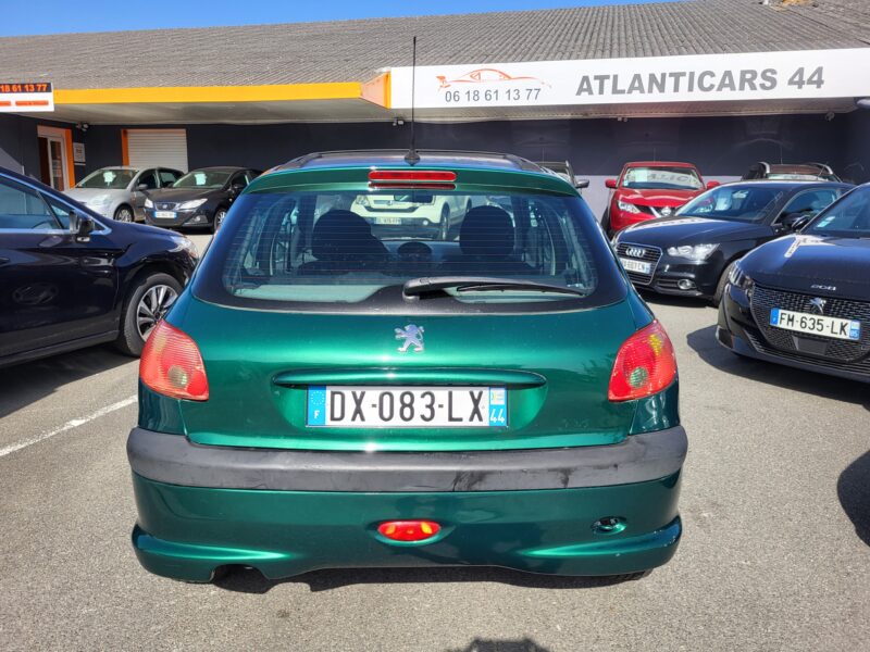 PEUGEOT 206 3/5 portes 2003