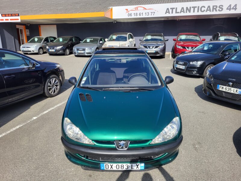 PEUGEOT 206 3/5 portes 2003