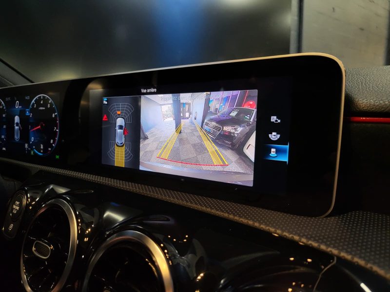 MERCEDES CLASSE A 220 163CV AMG LINE / TOIT OUVRANT+PALETTE+APPLE CARPLAY/