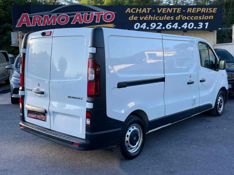 RENAULT TRAFIC III 2016