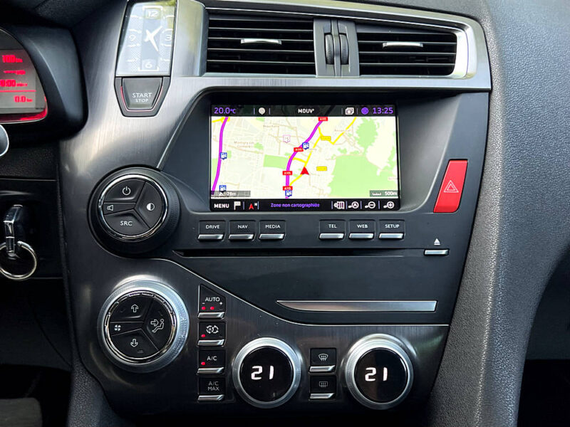 DS DS 5 PHASE 2 SO CHIC 2.0 BLUE HDI 180 Cv BOITE AUTO CUIR GPS CAMERA APPLE CARPLAY - Garantie1an