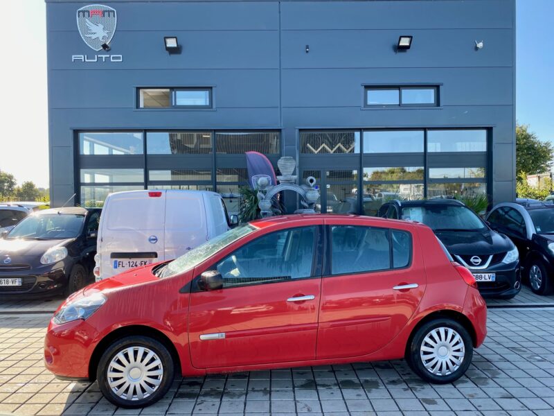 RENAULT CLIO III 1.2 16V 75 ZEN