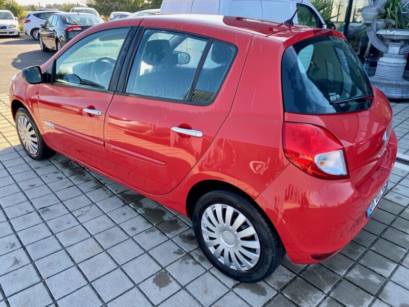 RENAULT CLIO III 1.2 16V 75 ZEN