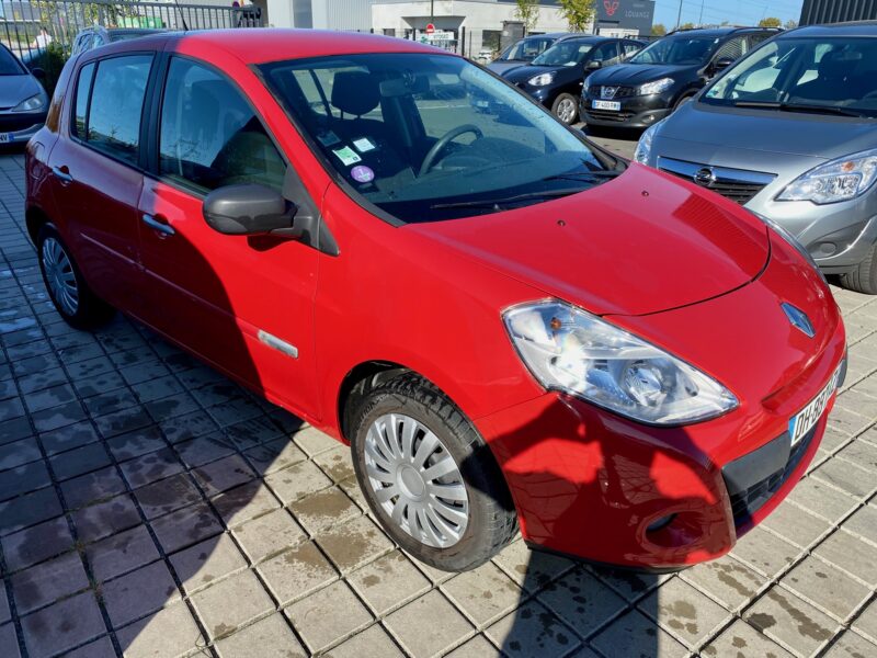 RENAULT CLIO III 1.2 16V 75 ZEN