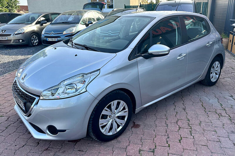 PEUGEOT 208 I 2013