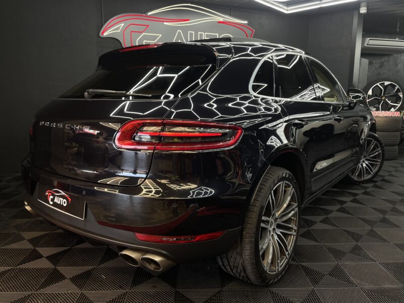 PORSCHE MACAN 2015