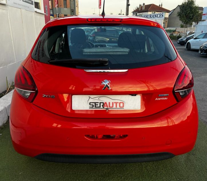 PEUGEOT 208 2017