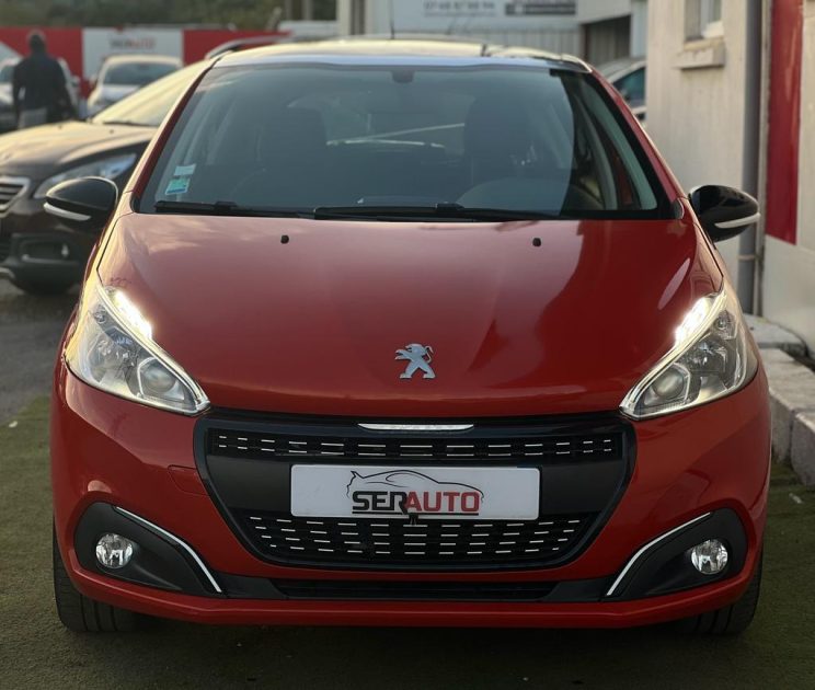 PEUGEOT 208 2017