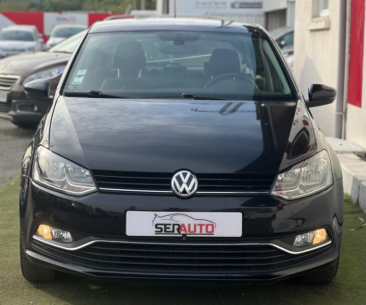 VOLKSWAGEN POLO V 2015