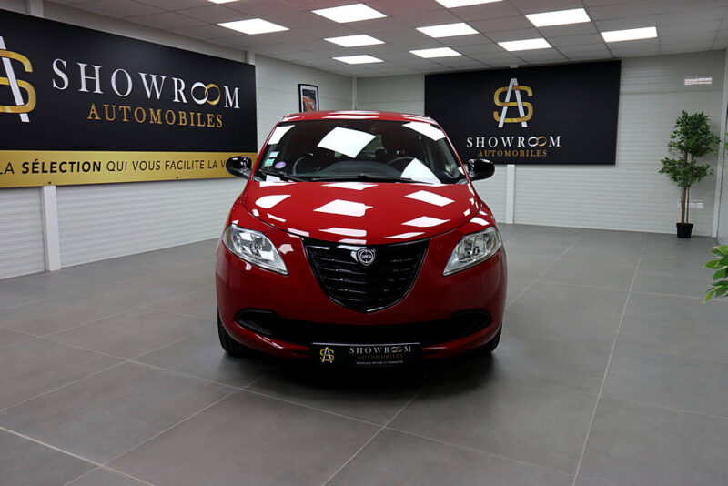 LANCIA YPSILON 2015