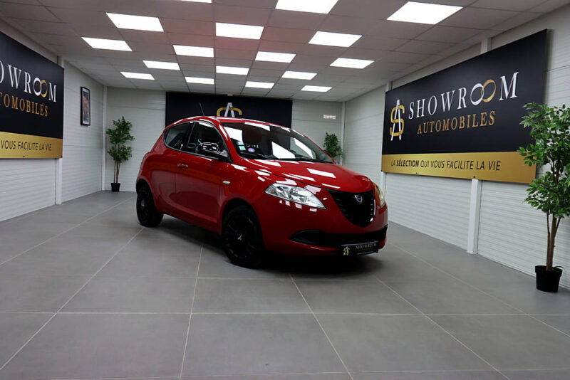 LANCIA YPSILON 2015