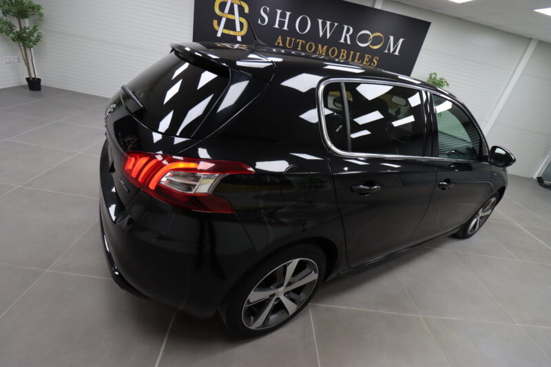 PEUGEOT 308 2015